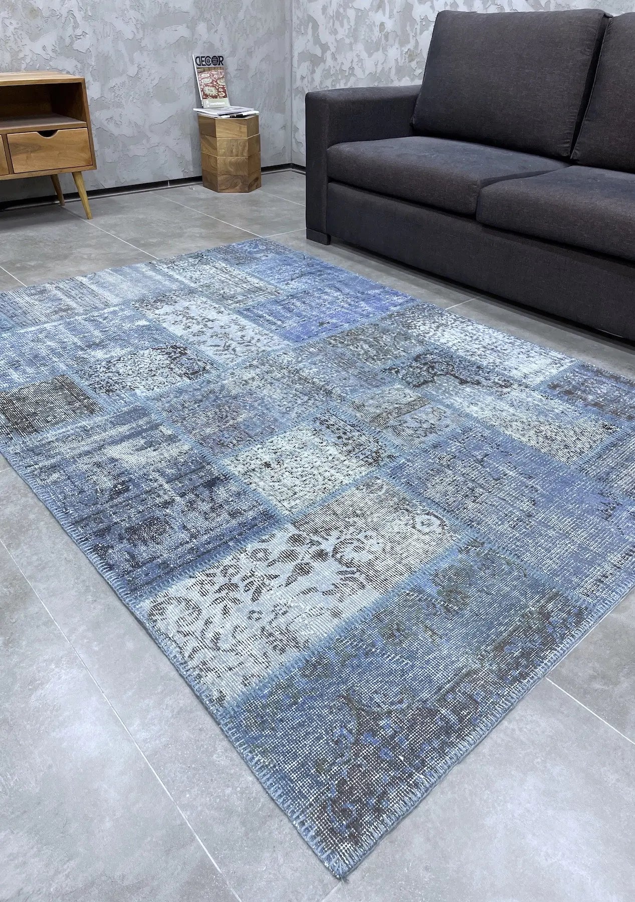 Nadie - Vintage Blue Patchwork Rug - kudenrugs