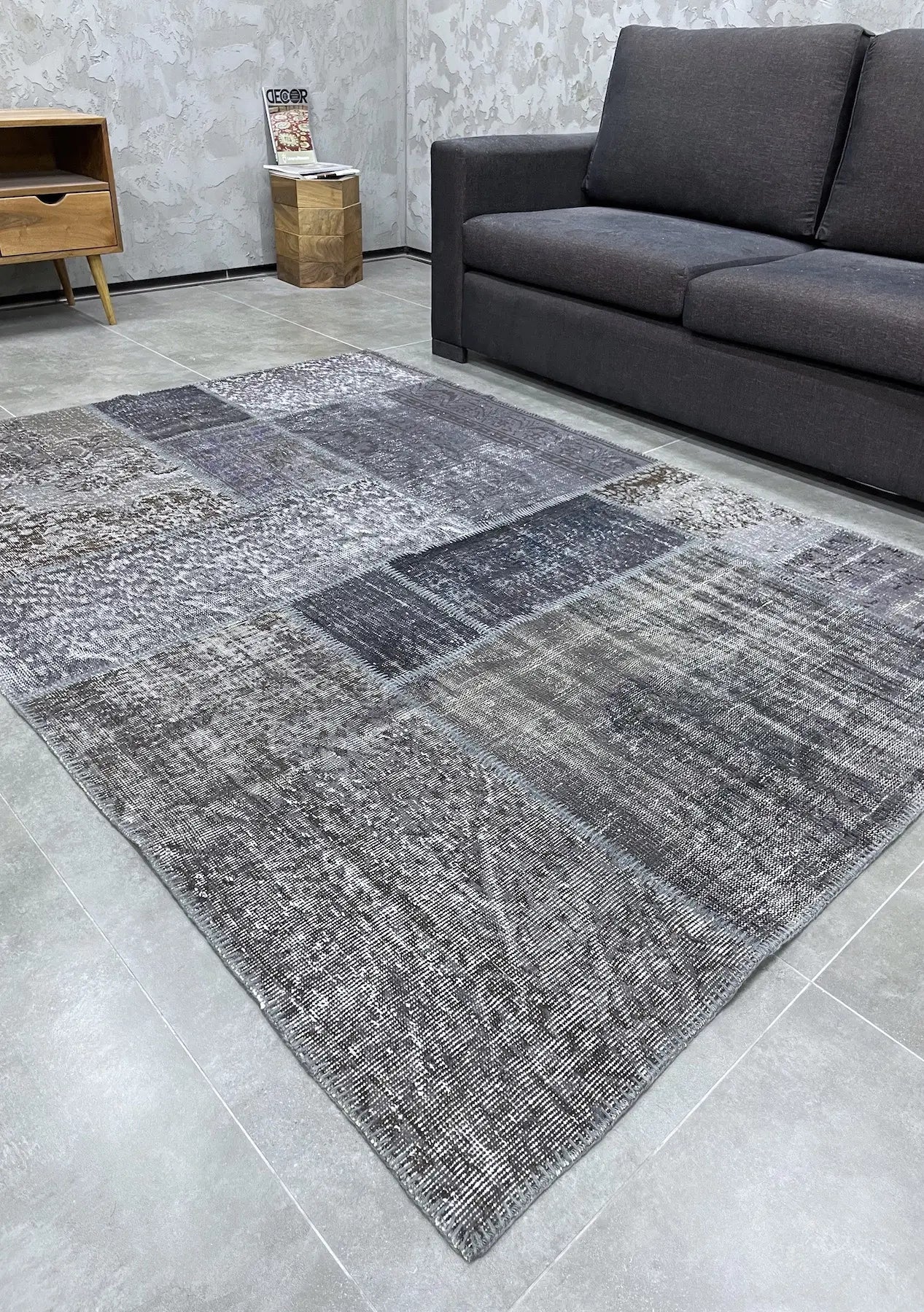 Naffy - Vintage Gray Patchwork Rug - kudenrugs