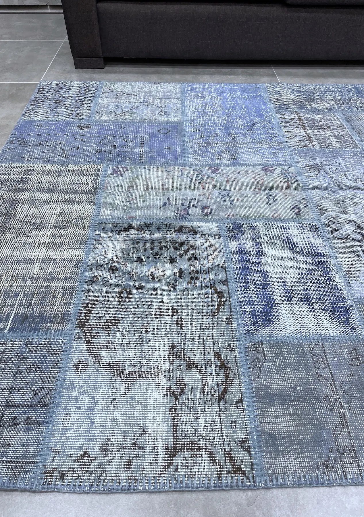 Nahtasha - Vintage Blue Patchwork Rug - kudenrugs