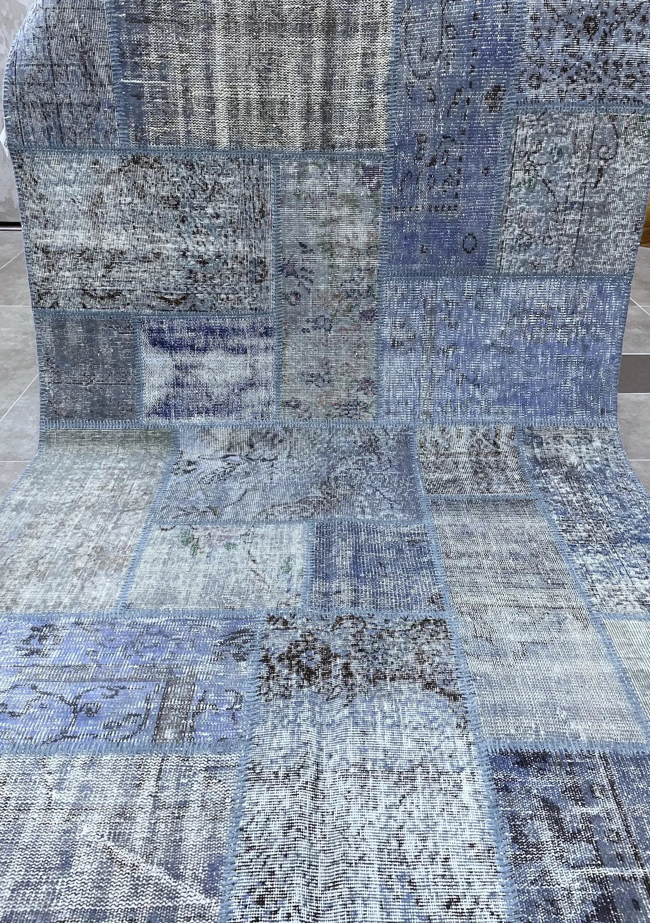 Nahtasha - Vintage Blue Patchwork Rug - kudenrugs