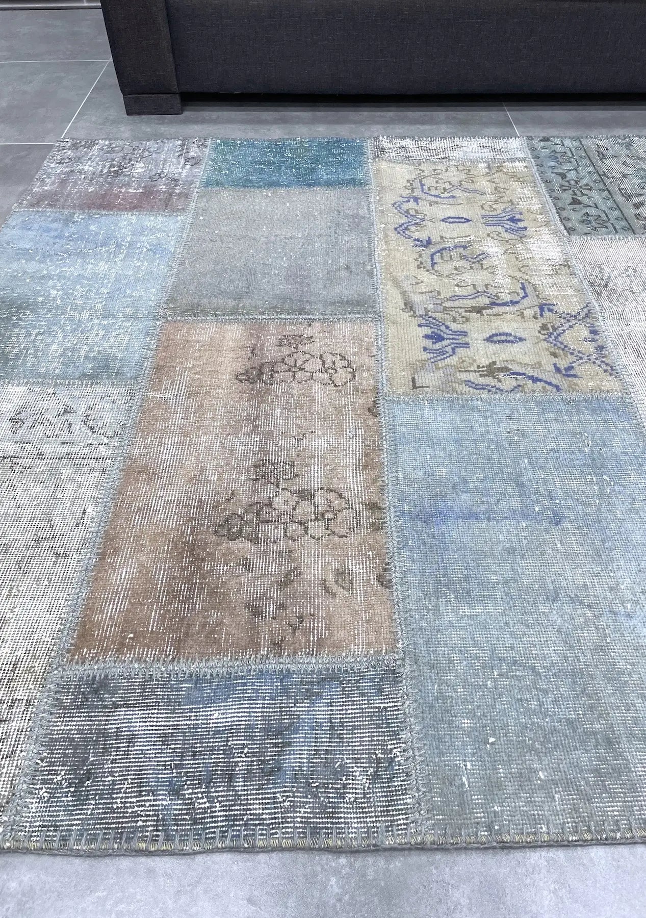 Naila - Vintage Multi Color Patchwork Rug - kudenrugs