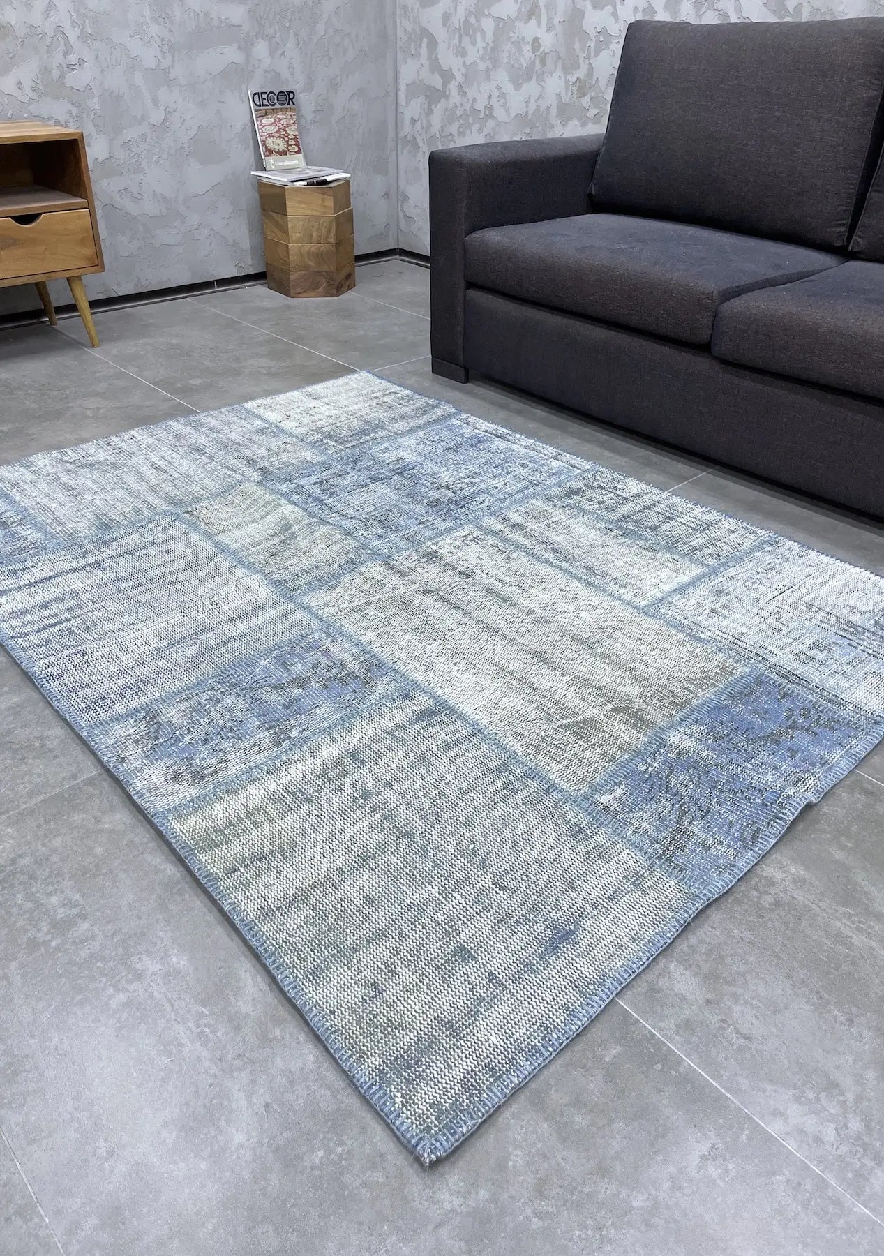 Naimah - Vintage Blue Patchwork Rug - kudenrugs