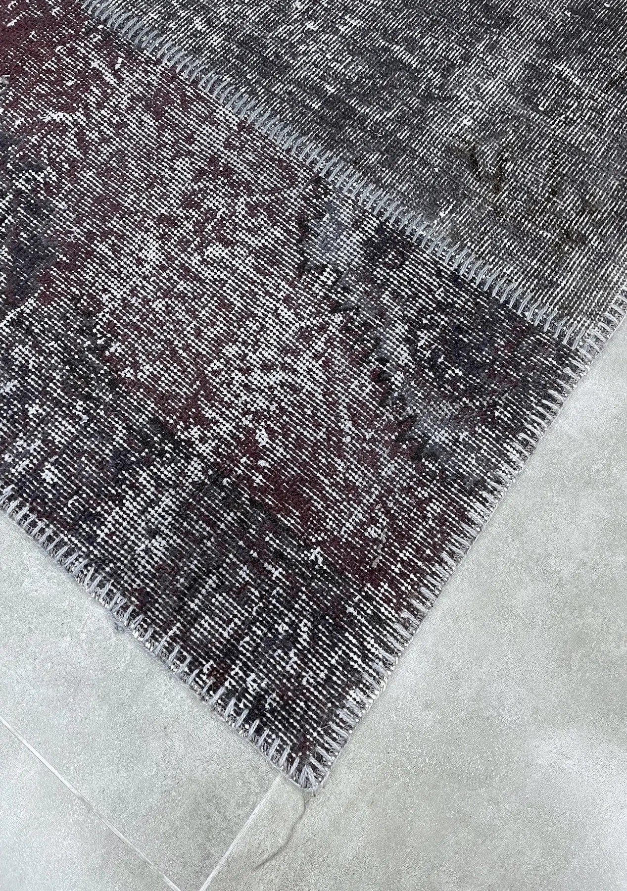 Nalah - Vintage Gray Patchwork Rug - kudenrugs