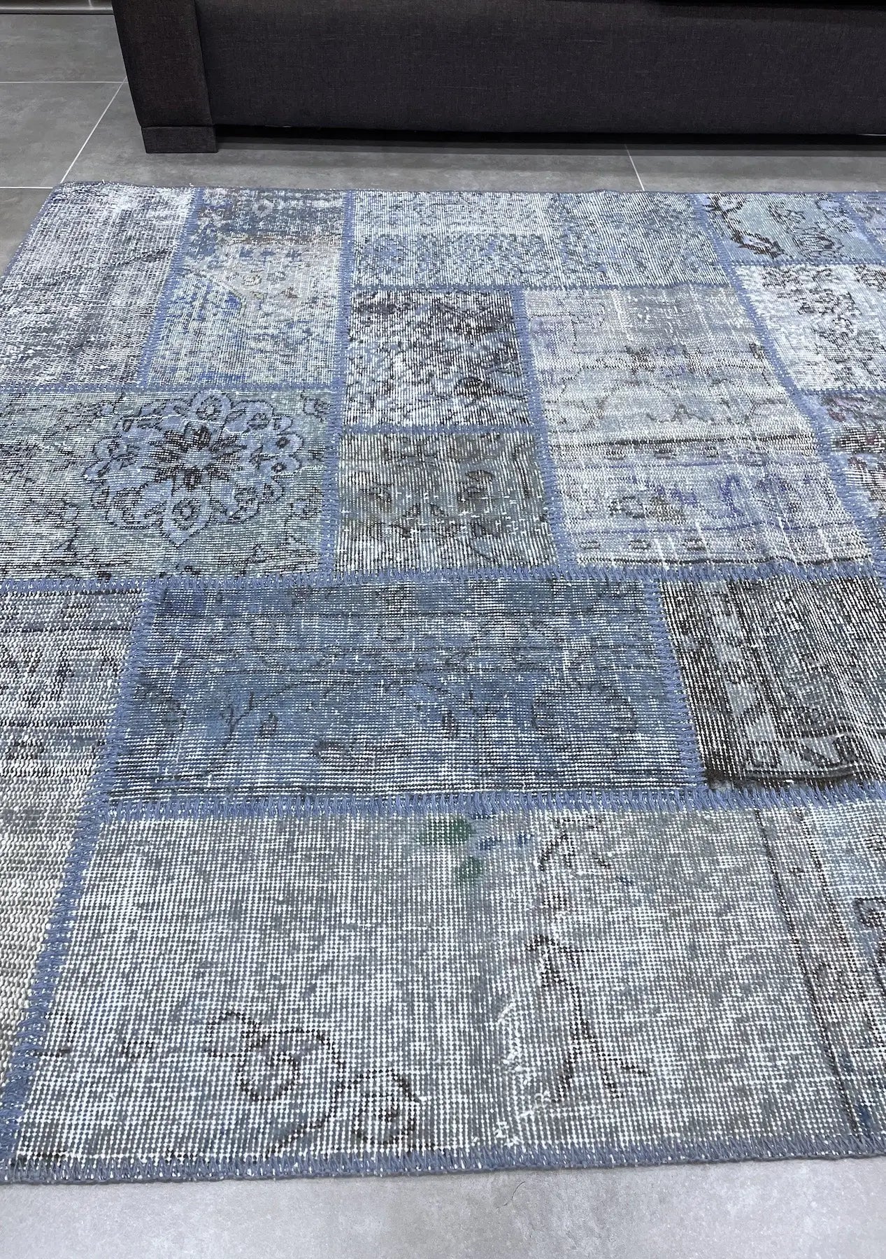 Nalini - Vintage Blue Patchwork Rug - kudenrugs