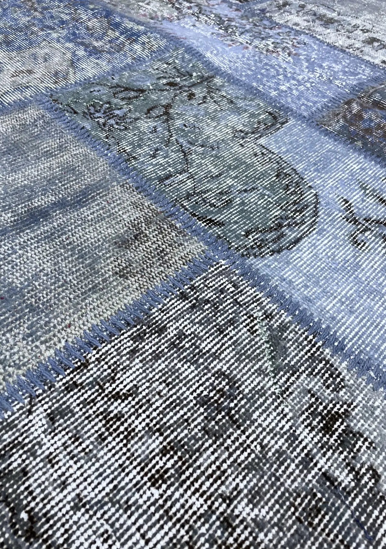 Nalini - Vintage Blue Patchwork Rug - kudenrugs