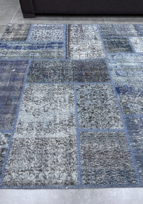 Nalo - Vintage Blue Patchwork Rug - kudenrugs