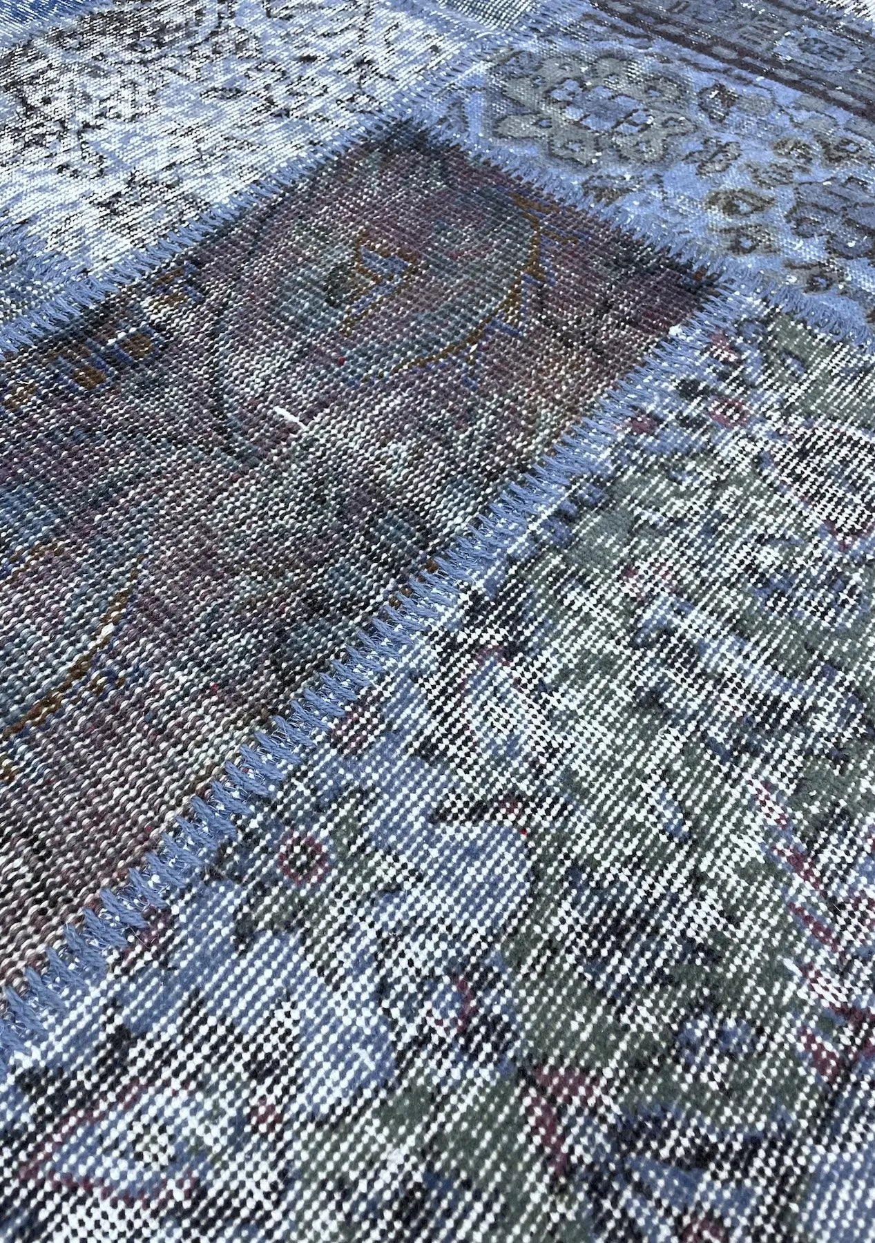 Nalo - Vintage Blue Patchwork Rug - kudenrugs