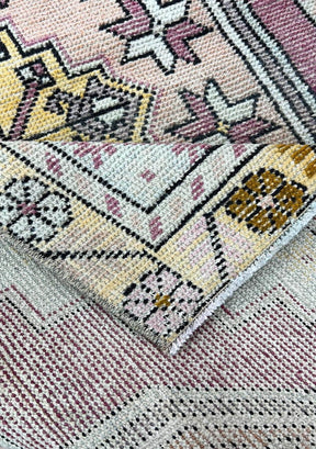 Nancy - Vintage Anatolian Rug - kudenrugs