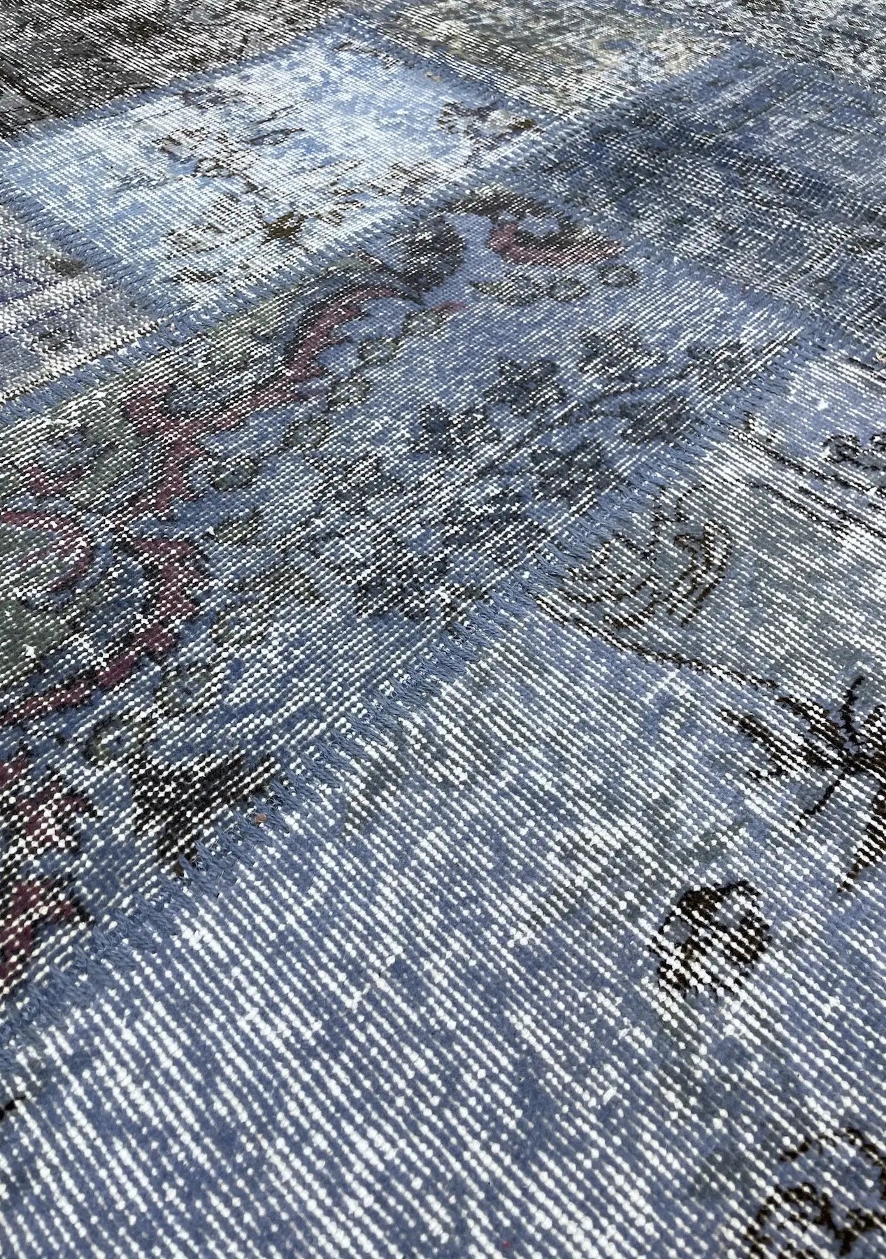 Nanda - Vintage Blue Patchwork Rug - kudenrugs