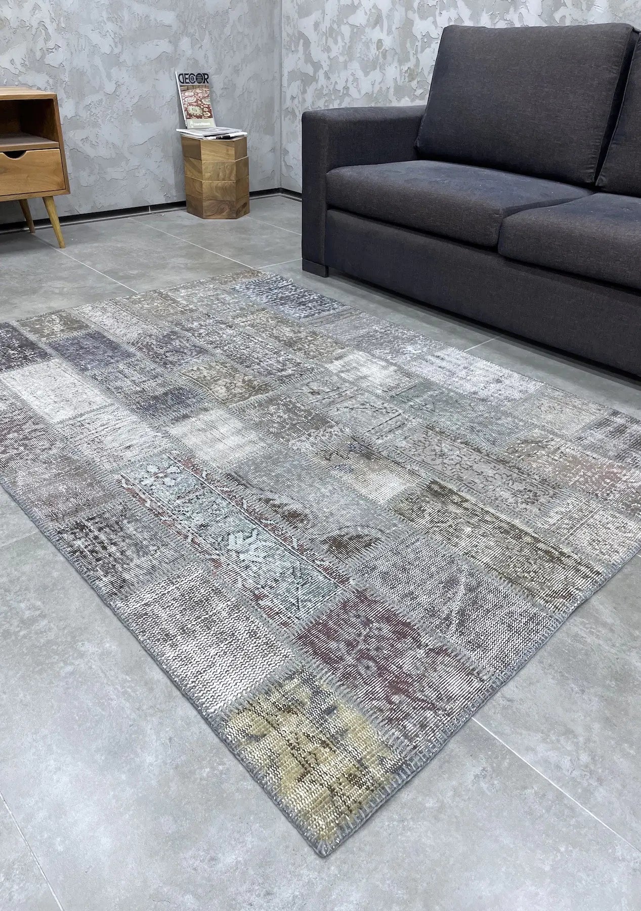 Narah - Vintage Gray Patchwork Rug - kudenrugs