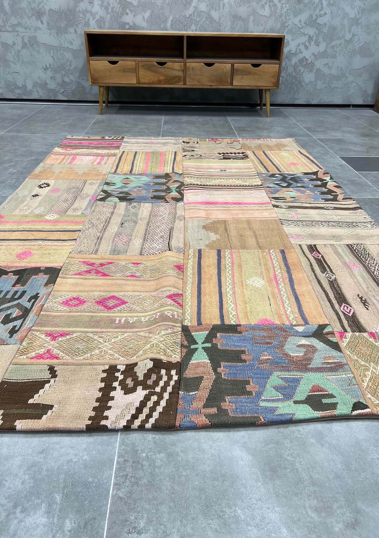 Natalia - Vintage Turkish Patchwork Rug - kudenrugs