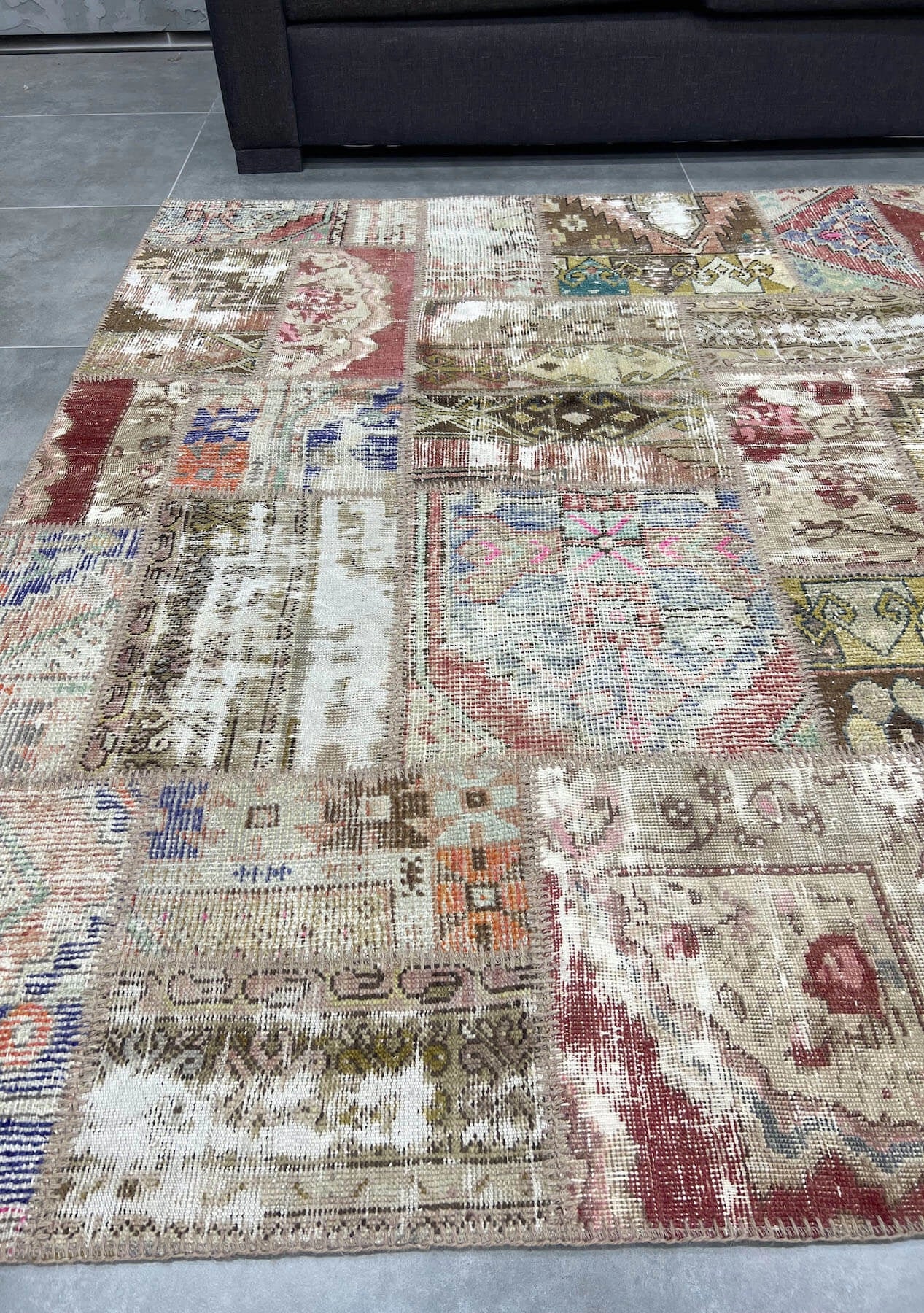 Nateshia - Vintage Turkish Patchwork Rug - kudenrugs