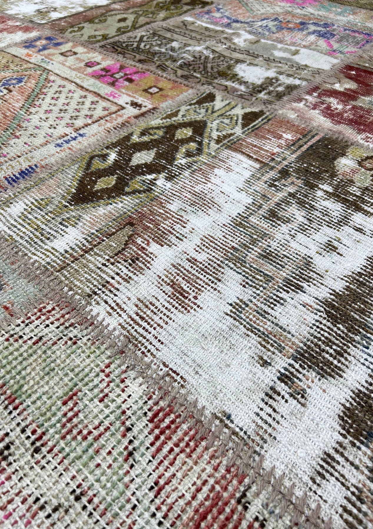 Nateshia - Vintage Turkish Patchwork Rug - kudenrugs