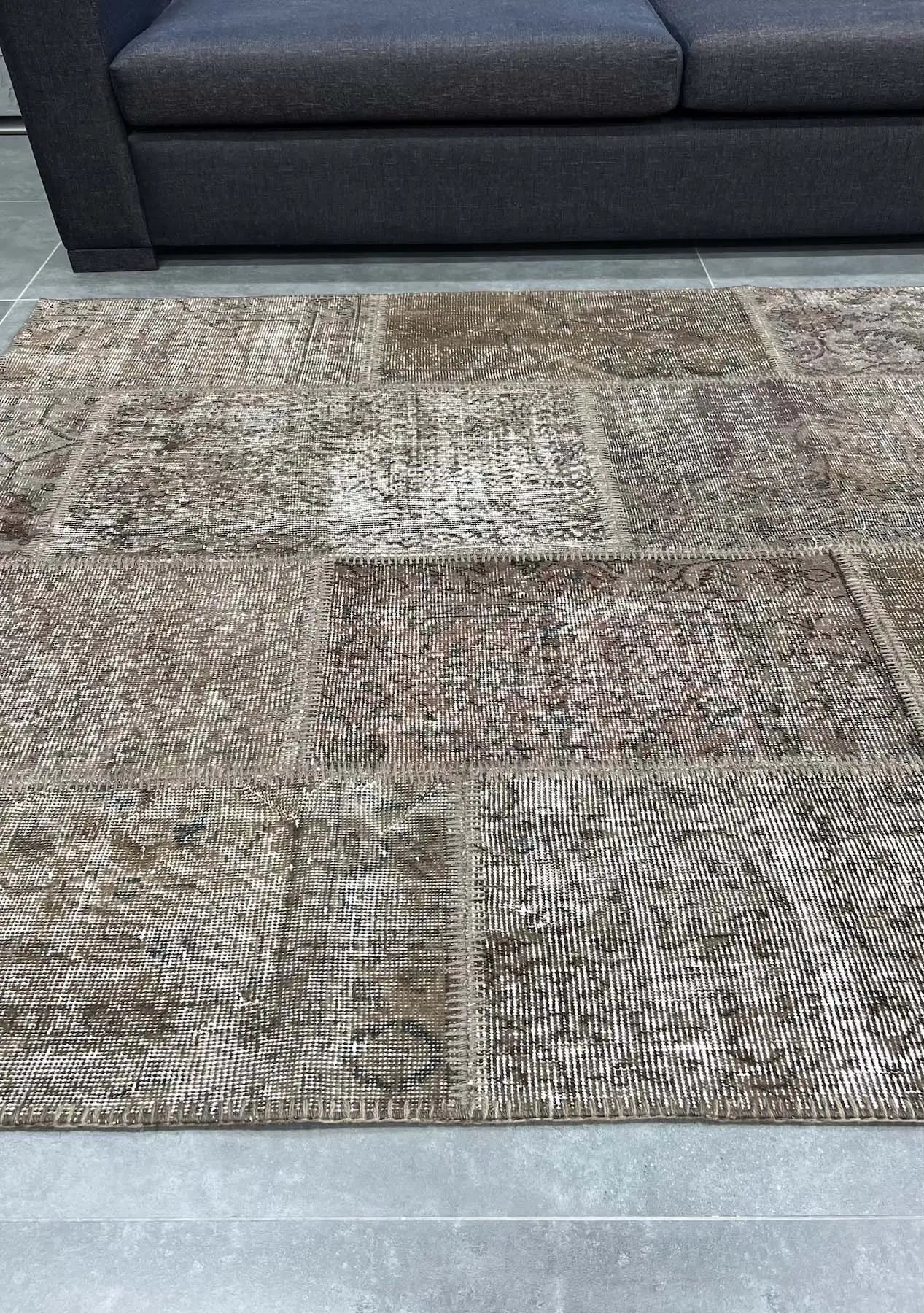 Orlene - Vintage Brown Patchwork Rug - kudenrugs