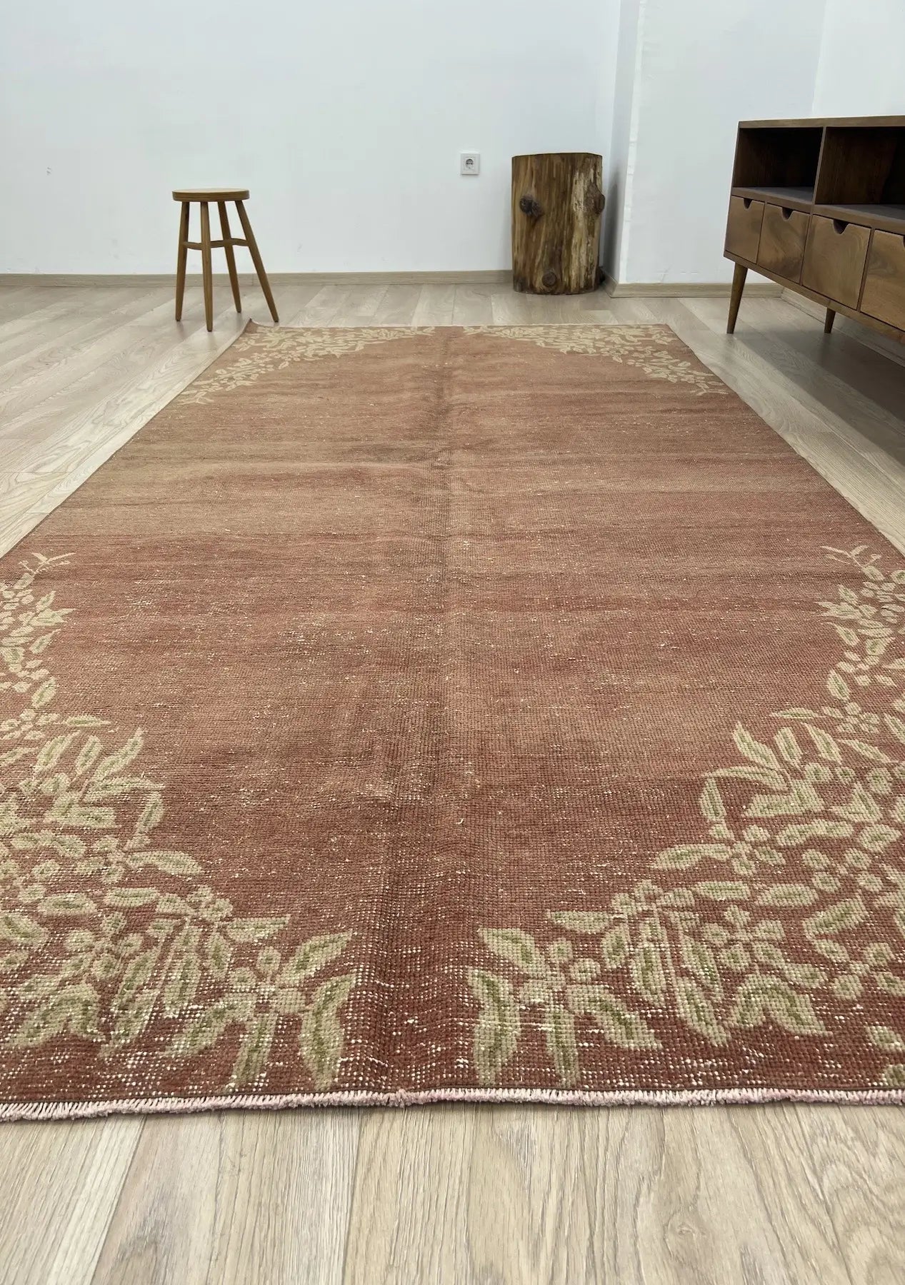 Orlie - Vintage Anatolian Rug - kudenrugs