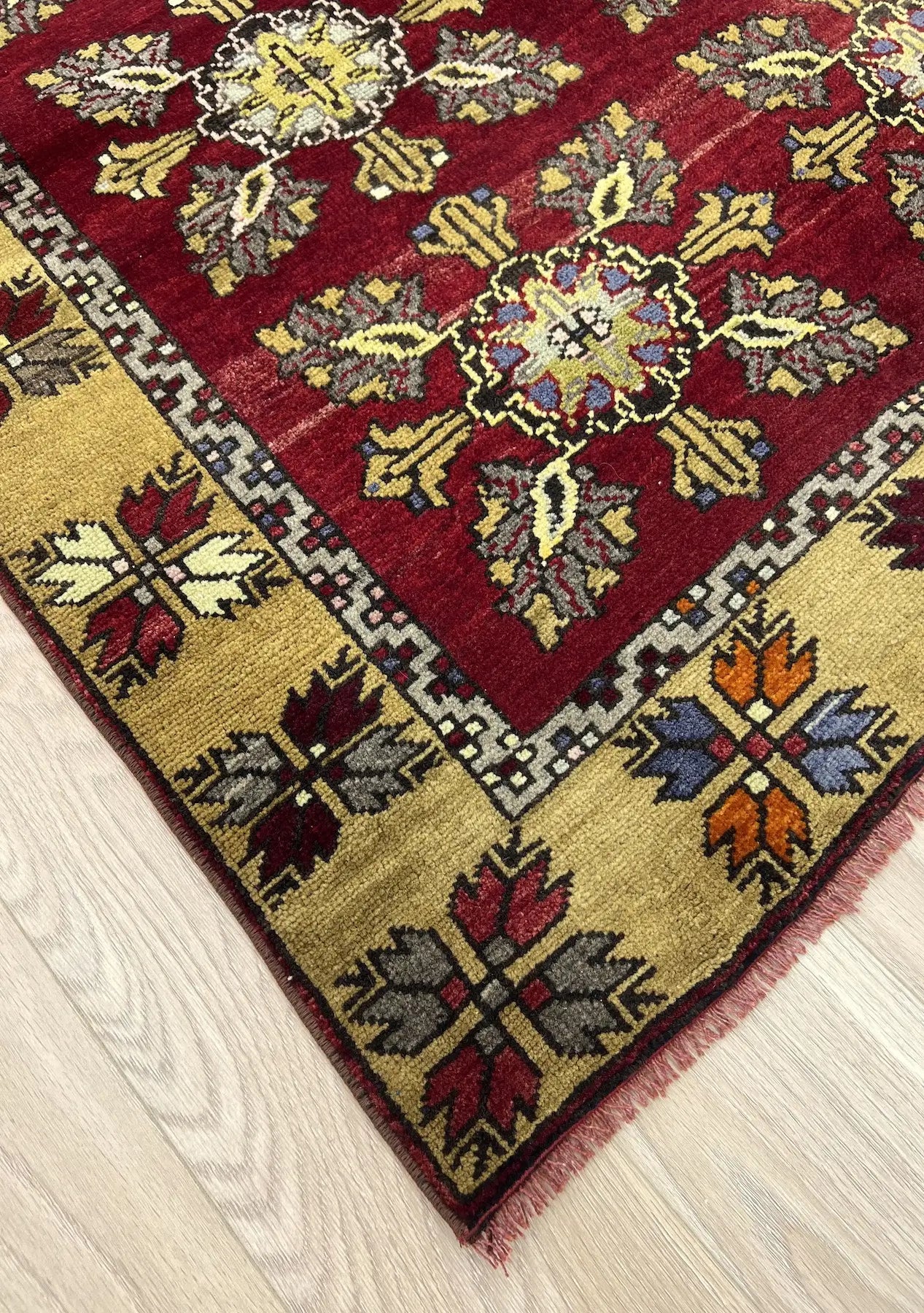 Ornella - Vintage Anatolian Rug - kudenrugs