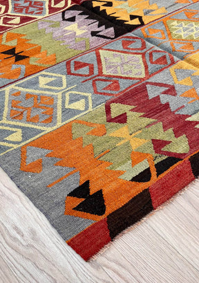 Riya - Multi Color Turkish Kilim Rug - kudenrugs