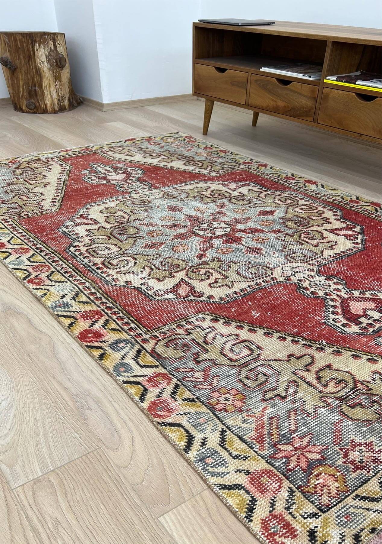 Isobelle - Vintage Anatolian Rug - kudenrugs