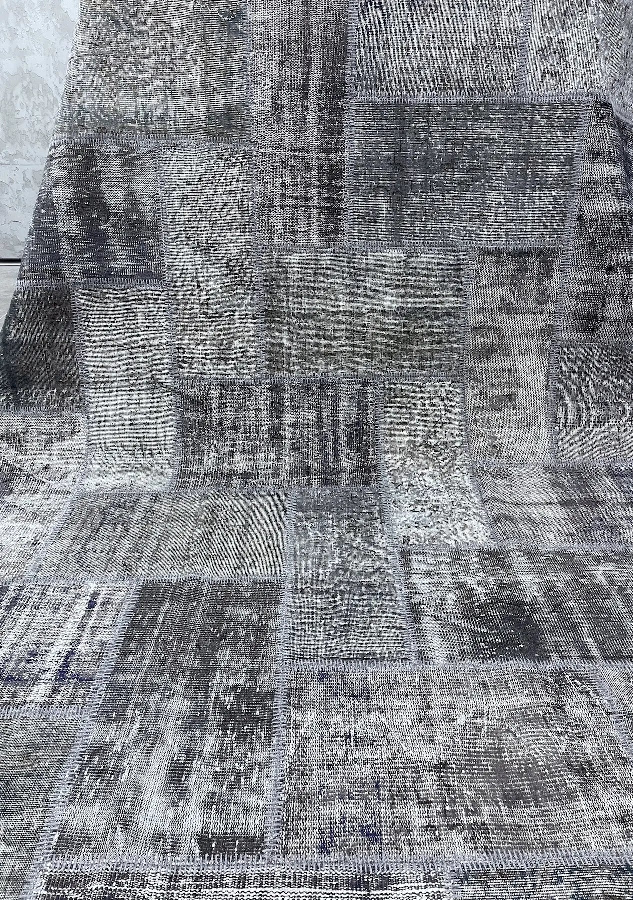 Sabirah - Vintage Gray Patchwork Rug - kudenrugs