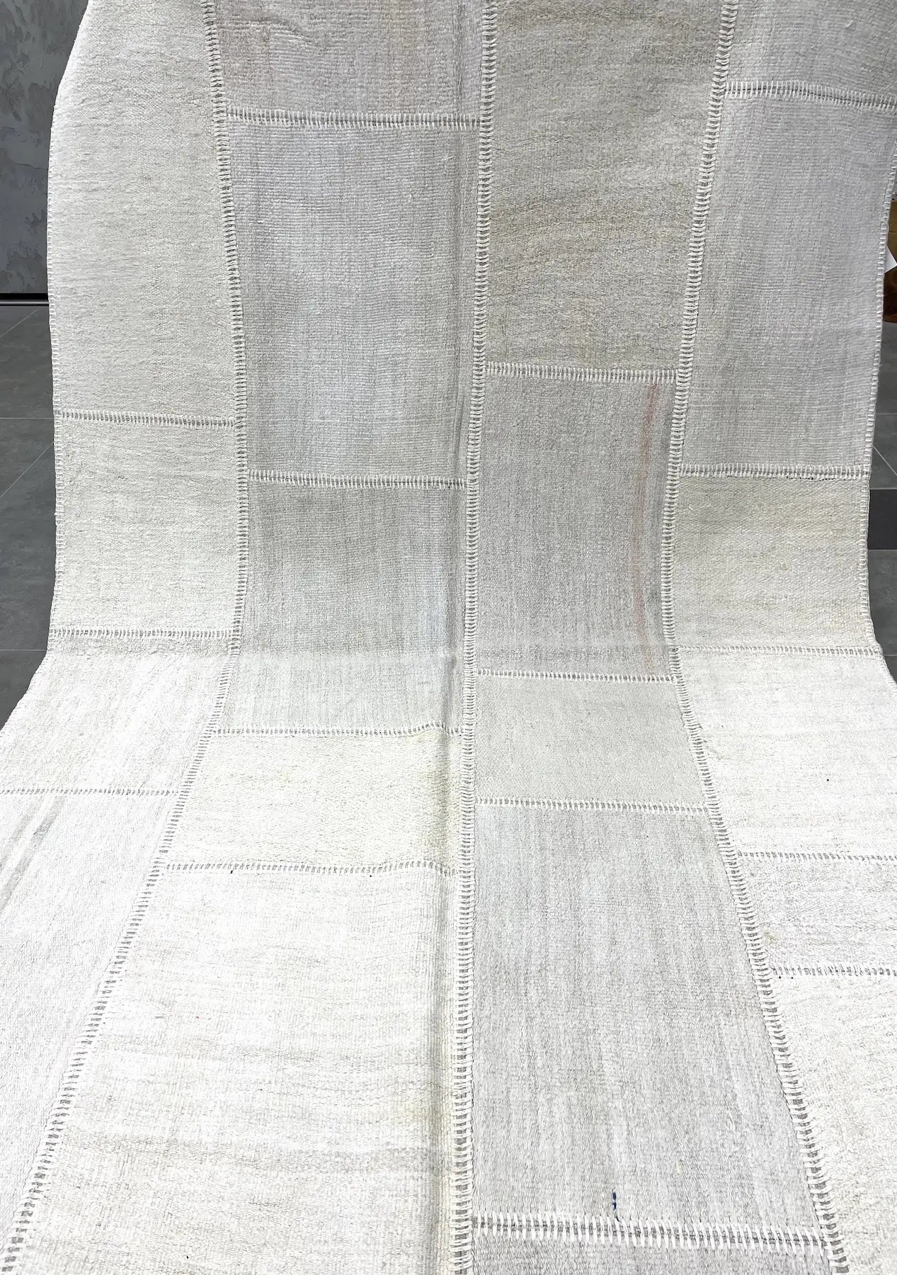 Sadee - Vintage Beige Patchwork Rug - kudenrugs