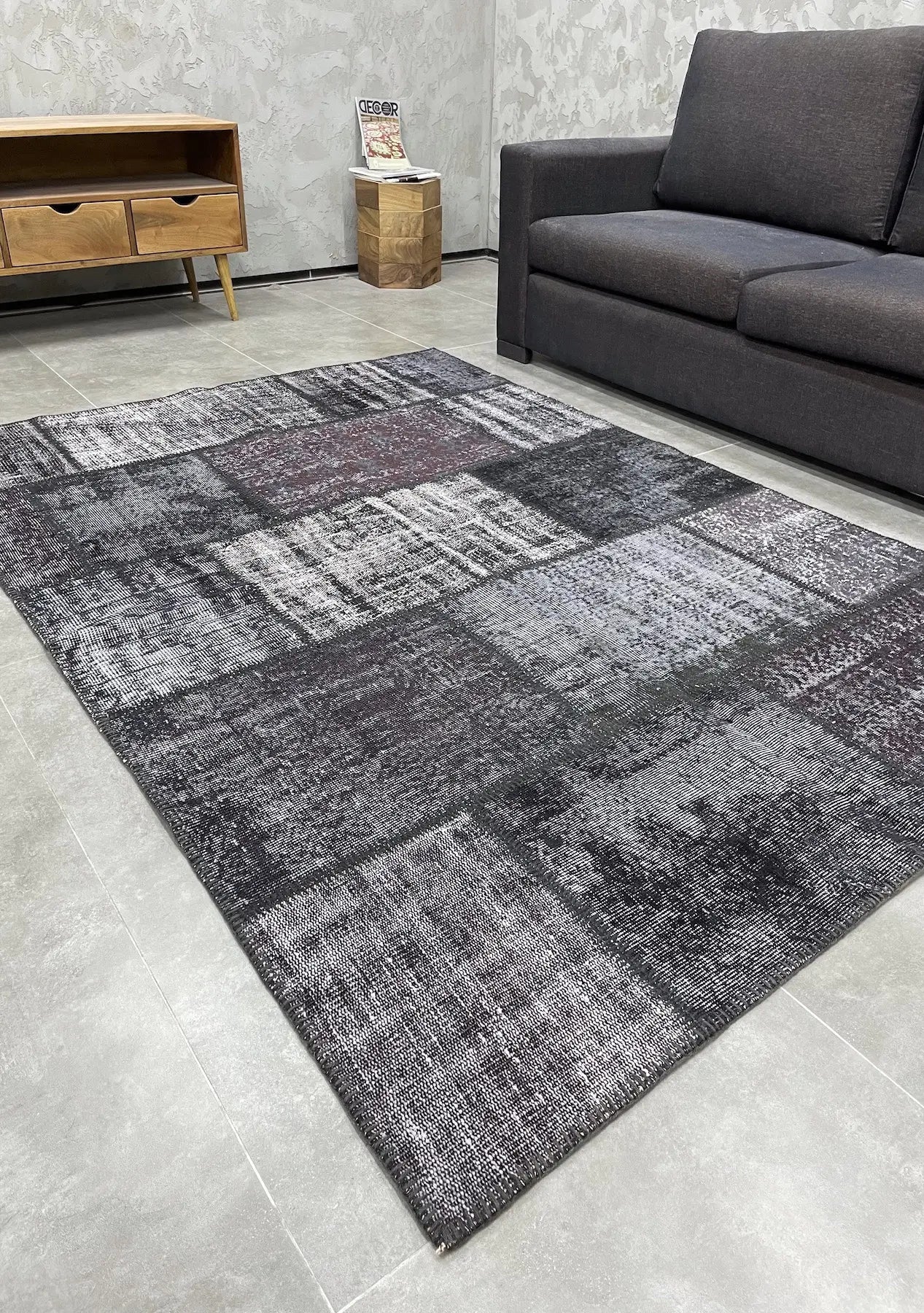 Sadye - Vintage Black Patchwork Rug - kudenrugs