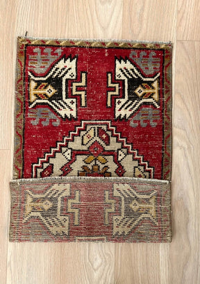 Salma - Vintage Mini Red Area Rug - kudenrugs