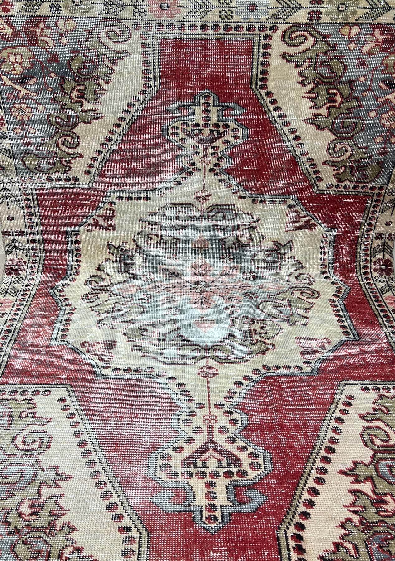 Sarahi - Vintage Anatolian Rug - kudenrugs