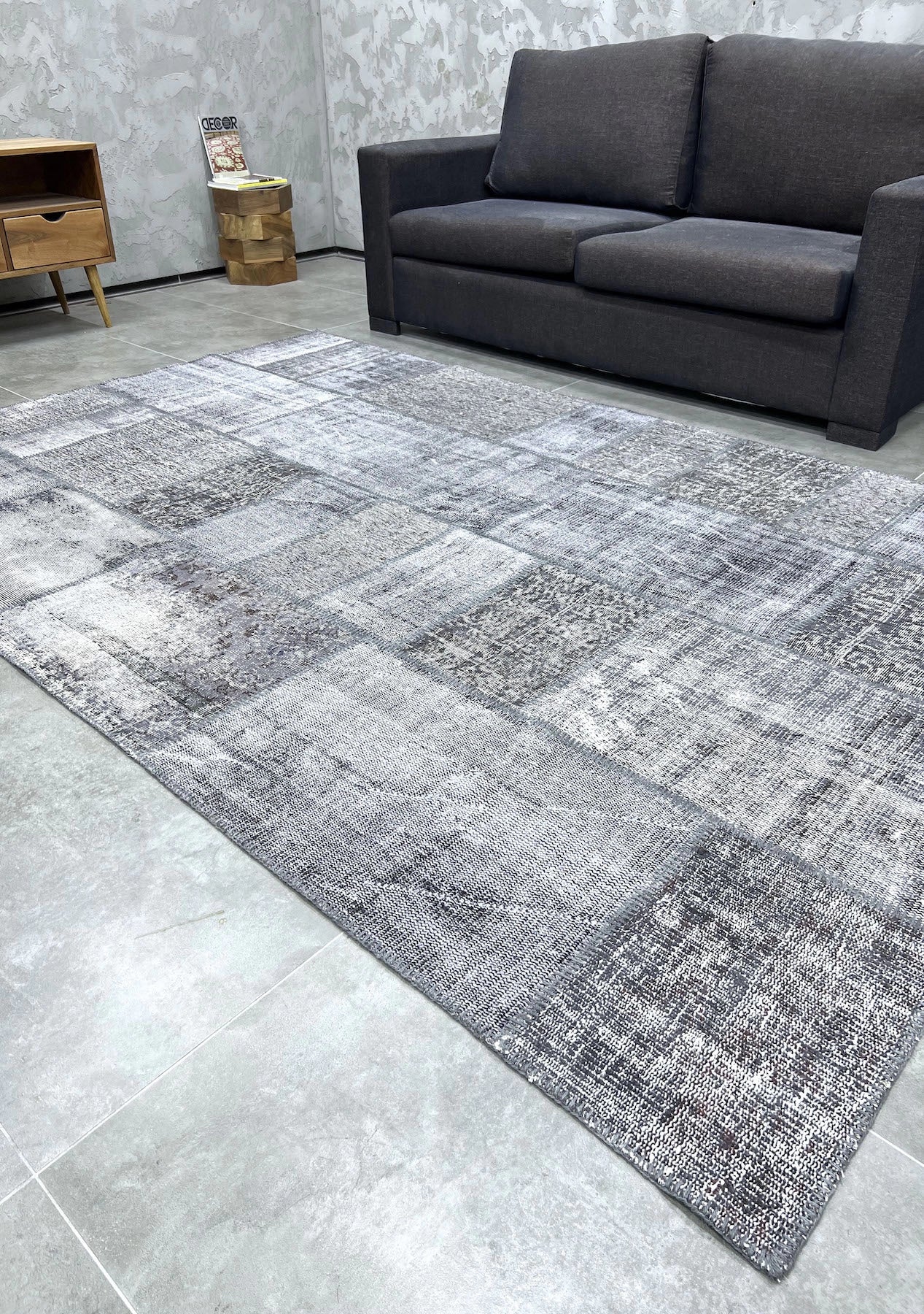 Sedonia - Vintage Gray Patchwork Rug - kudenrugs