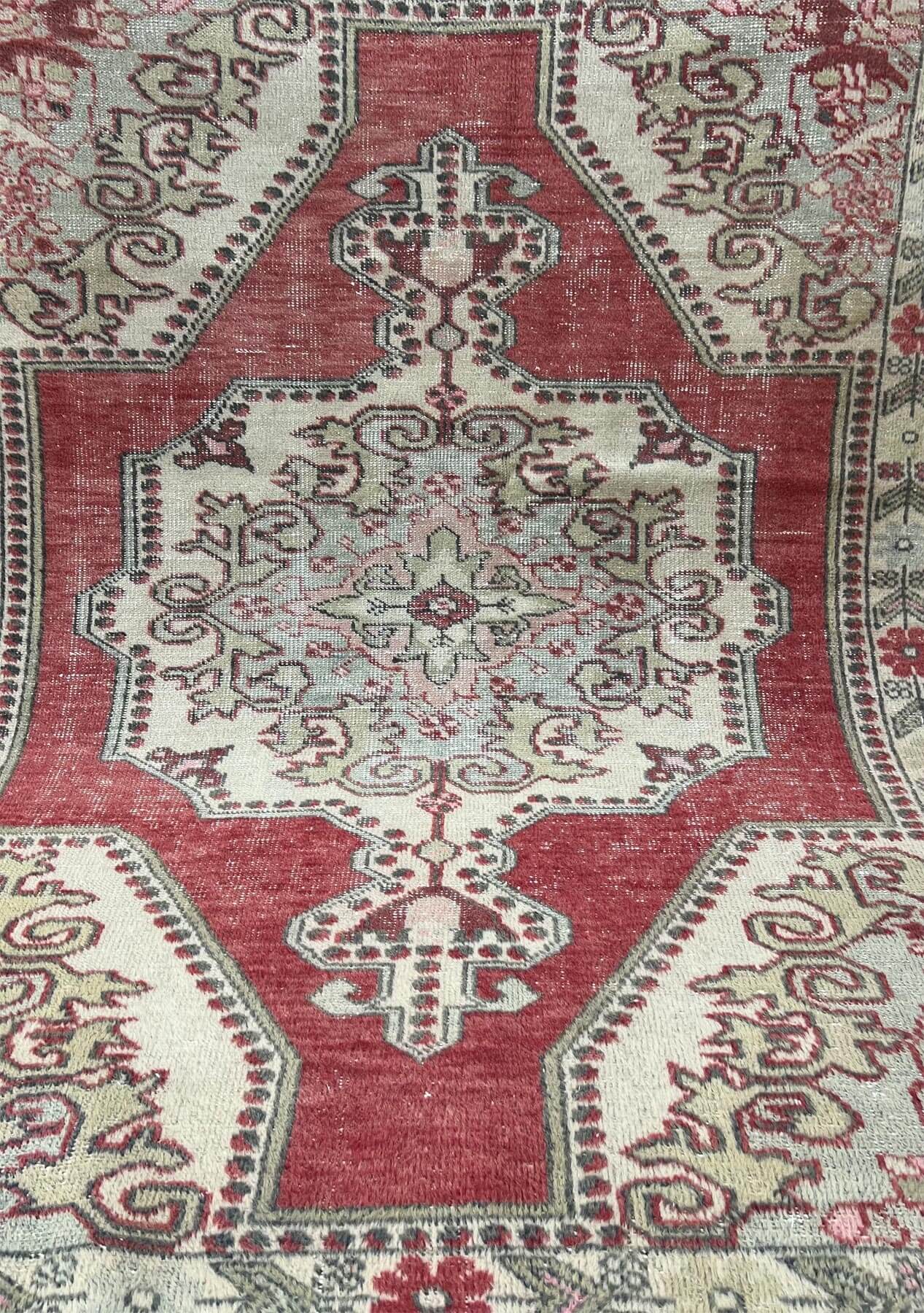 Sibley - Vintage Anatolian Rug - kudenrugs