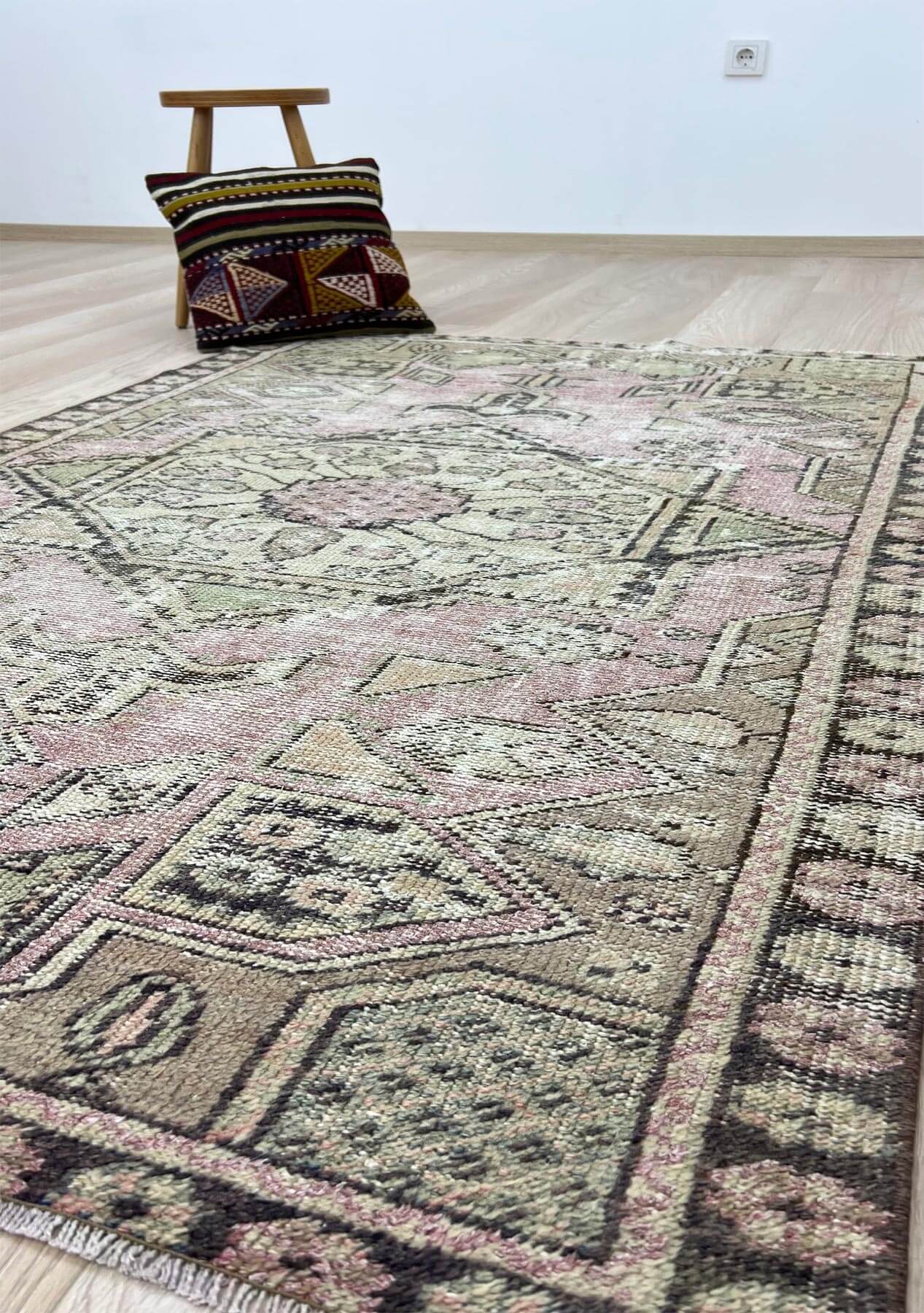 Solace - Vintage Anatolian Rug - kudenrugs