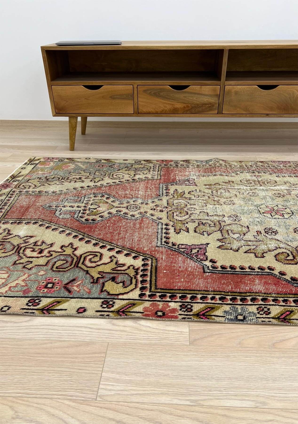 Sunset - Vintage Anatolian Rug - kudenrugs