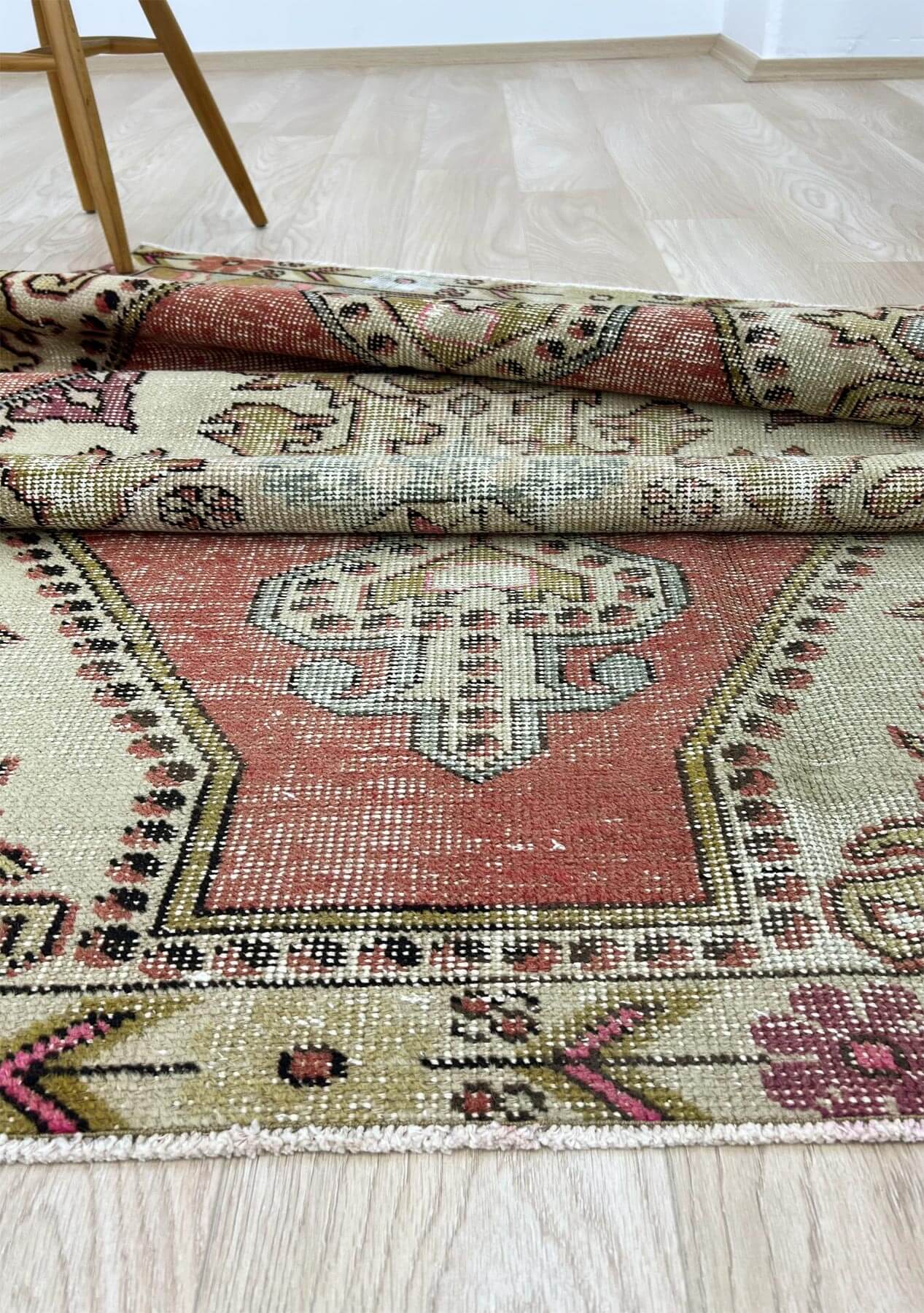 Sunset - Vintage Anatolian Rug - kudenrugs