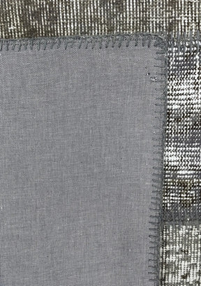 Tabbi - Vintage Gray Patchwork Rug - kudenrugs