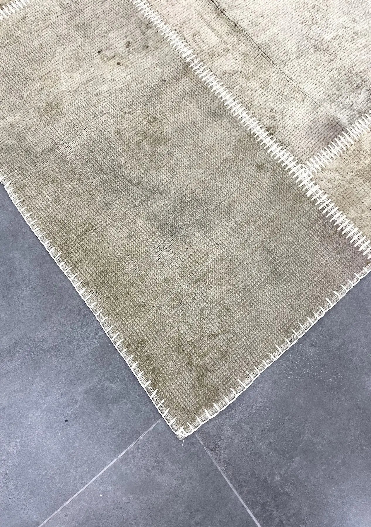 Tacy - Vintage Beige Patchwork Rug - kudenrugs