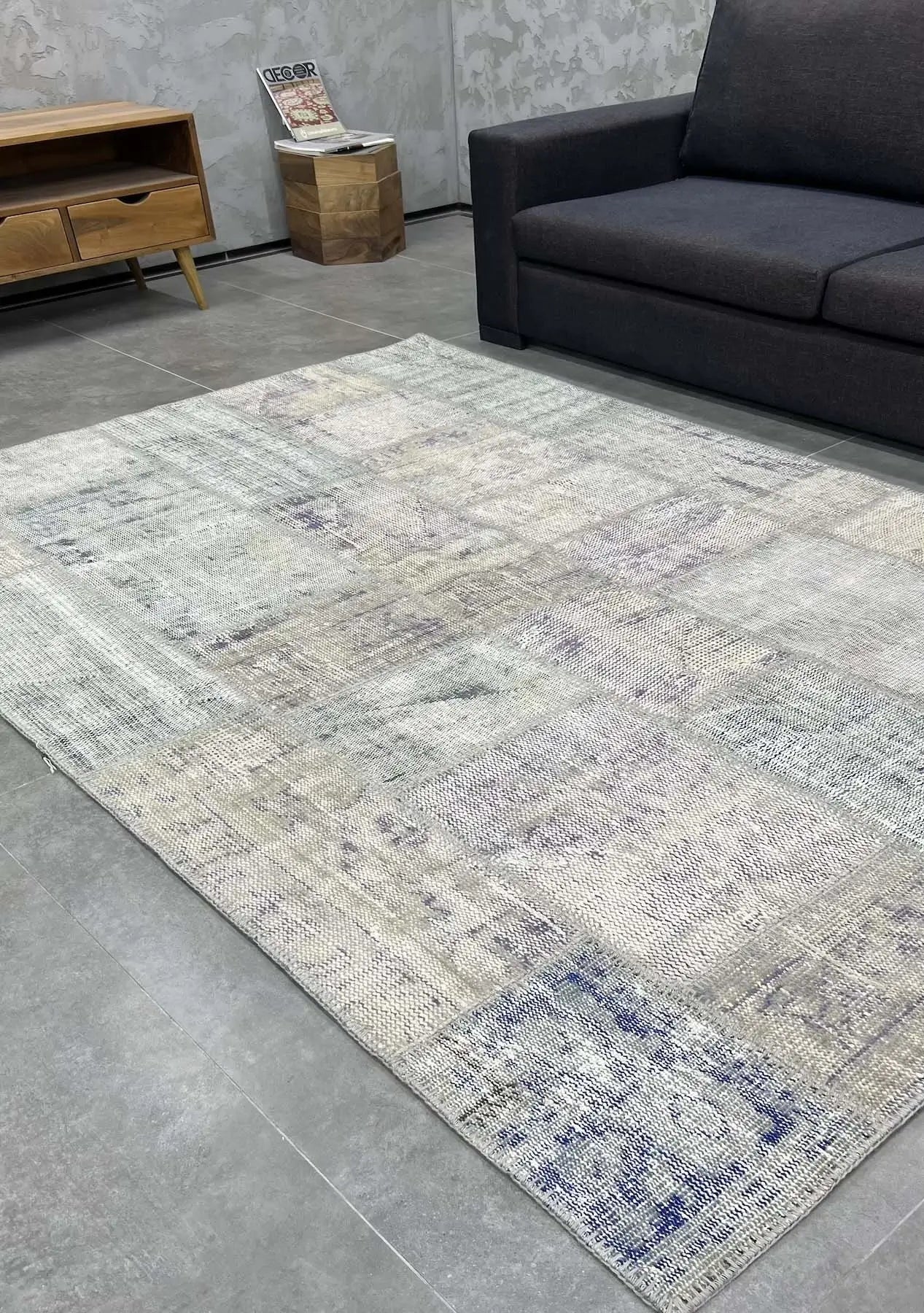 Theophilia - Vintage Blue Patchwork Rug - kudenrugs