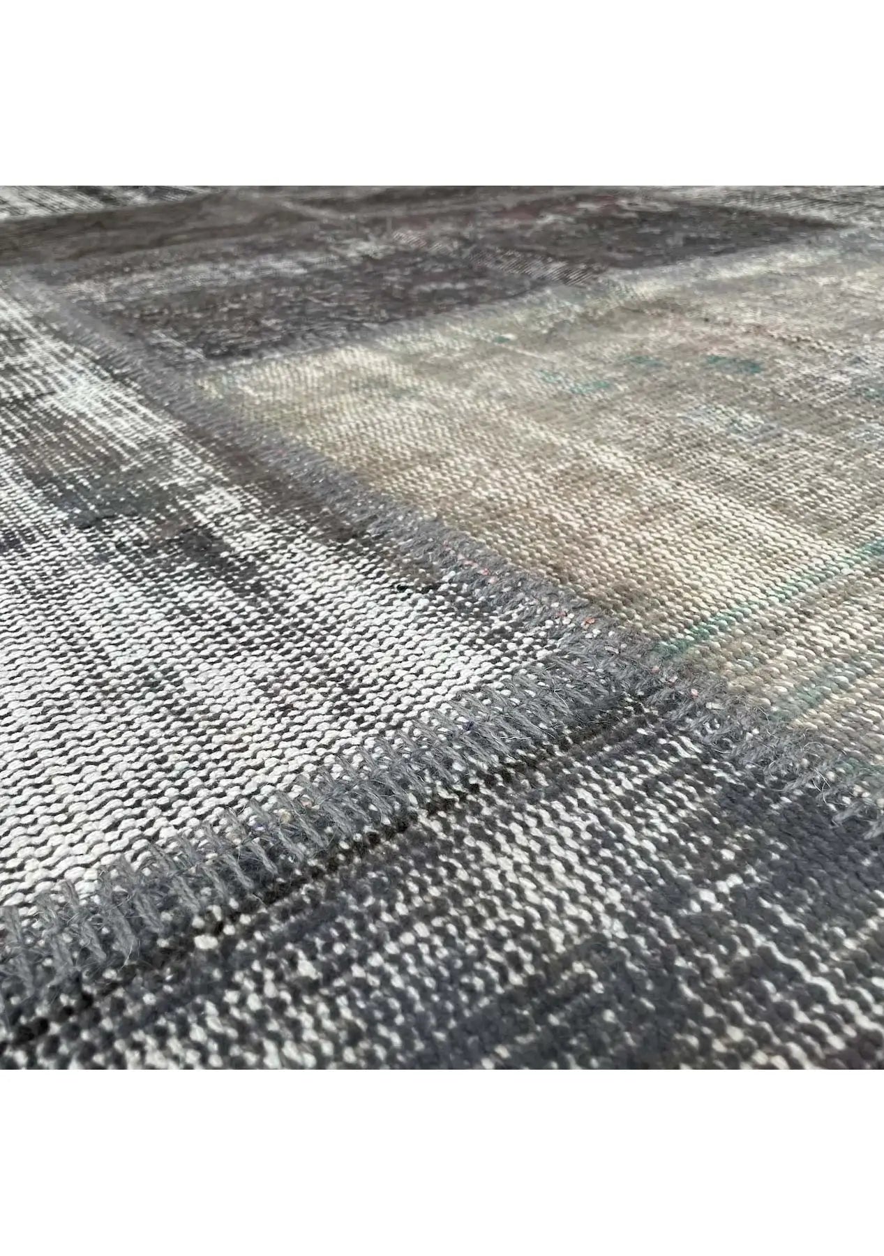 Torree - Vintage Gray Patchwork Rug - kudenrugs