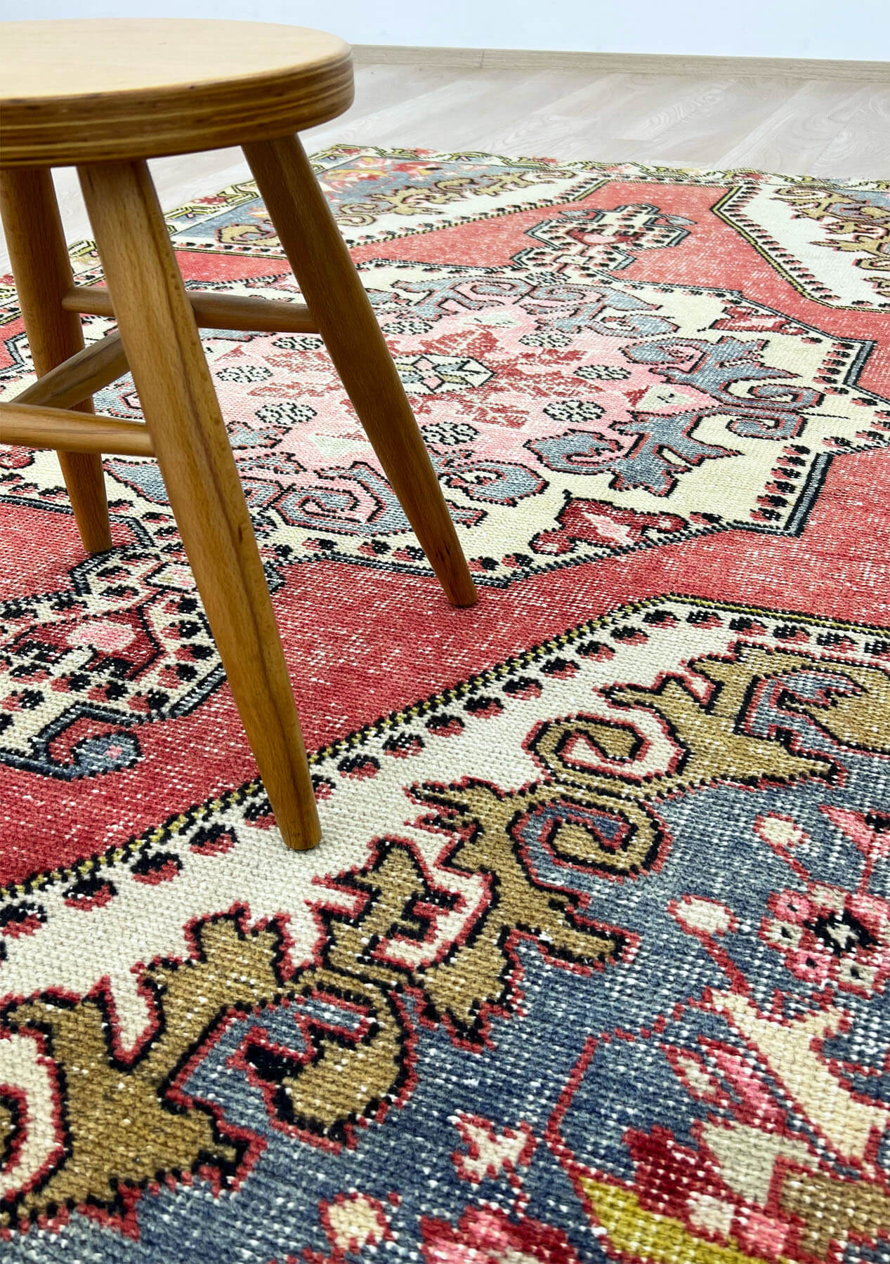 Verla - Vintage Anatolian Rug - kudenrugs