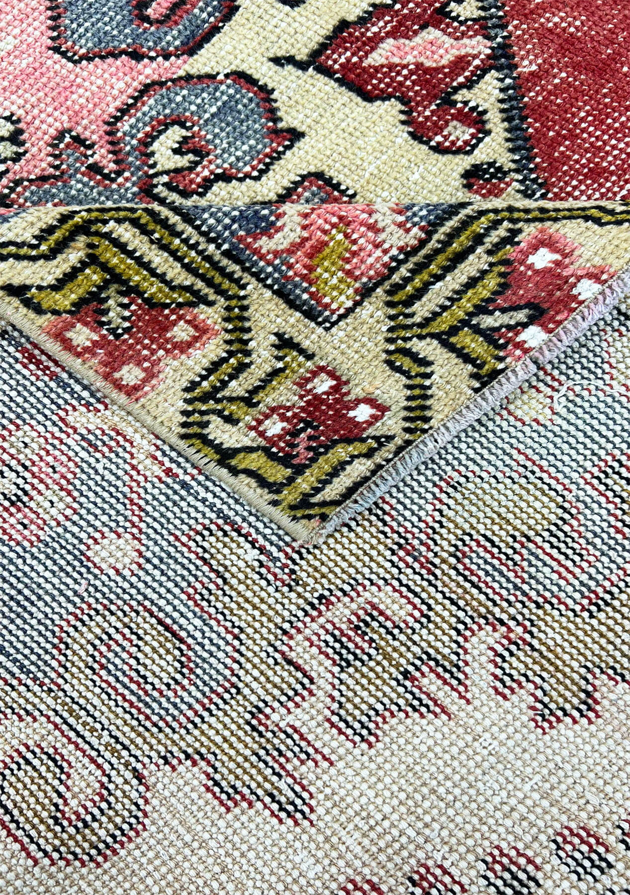 Verla - Vintage Anatolian Rug - kudenrugs