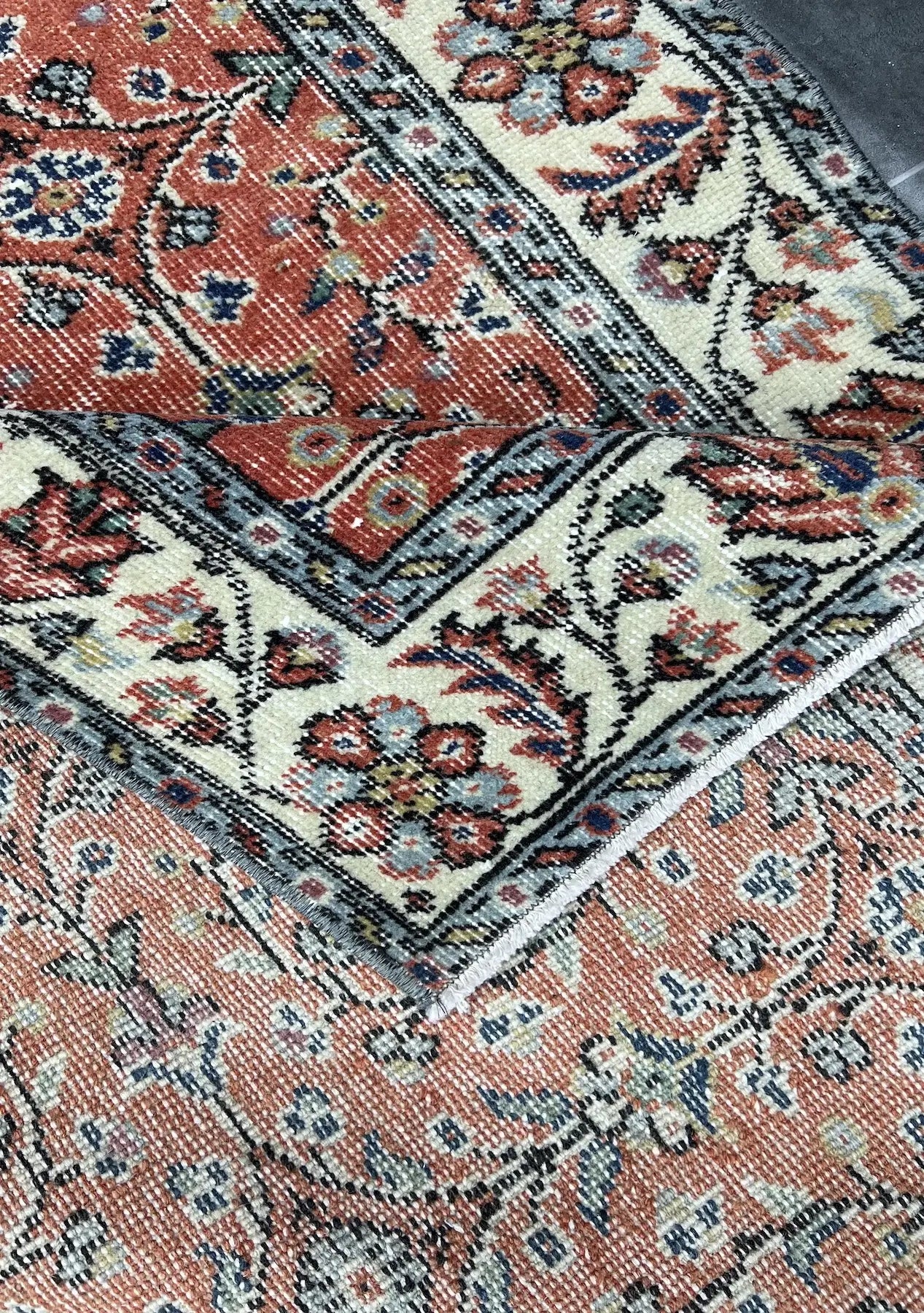 Wynter - Vintage Red Antique Washed Rug - kudenrugs