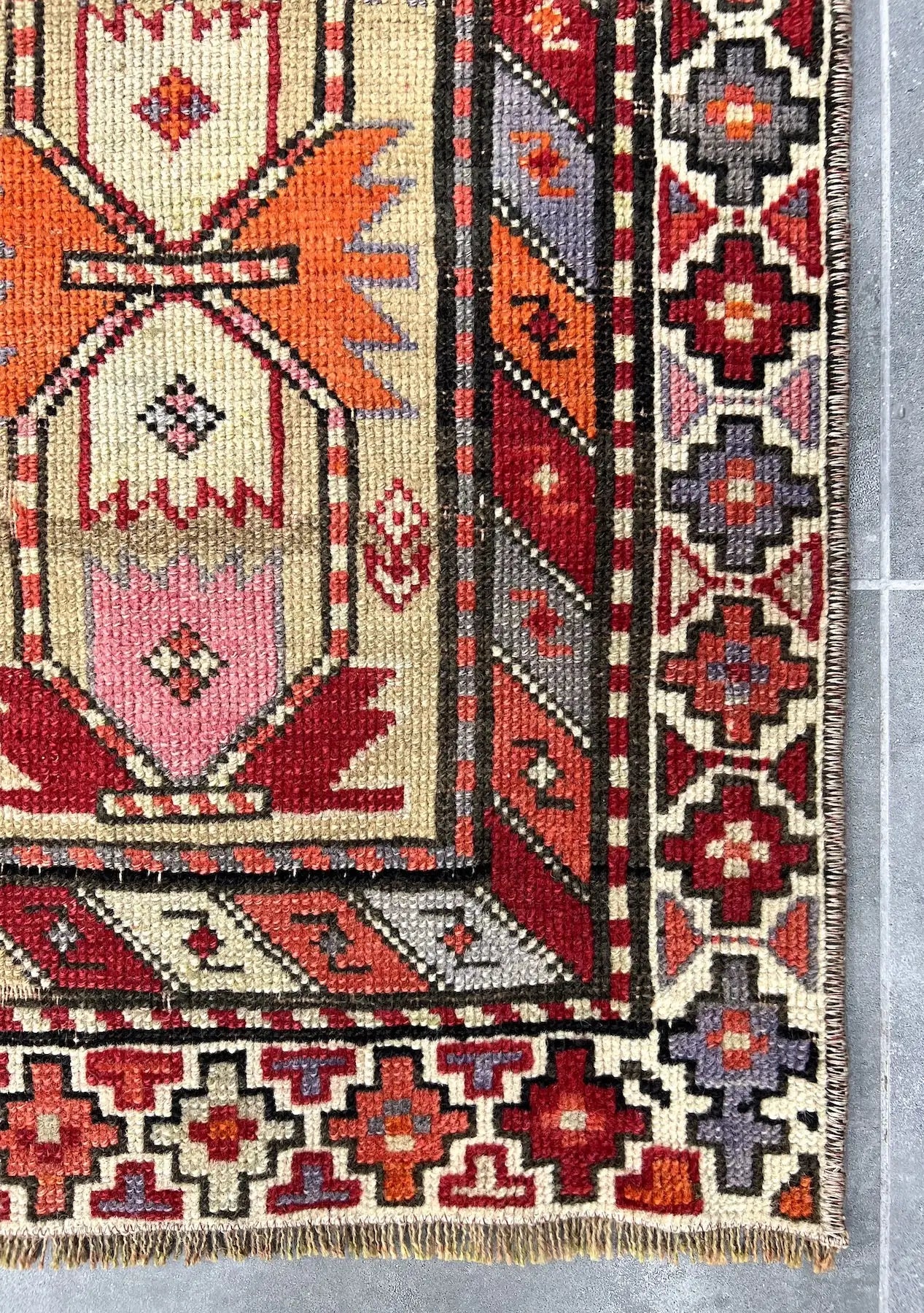 Yasmine - Vintage Persian Rug - kudenrugs