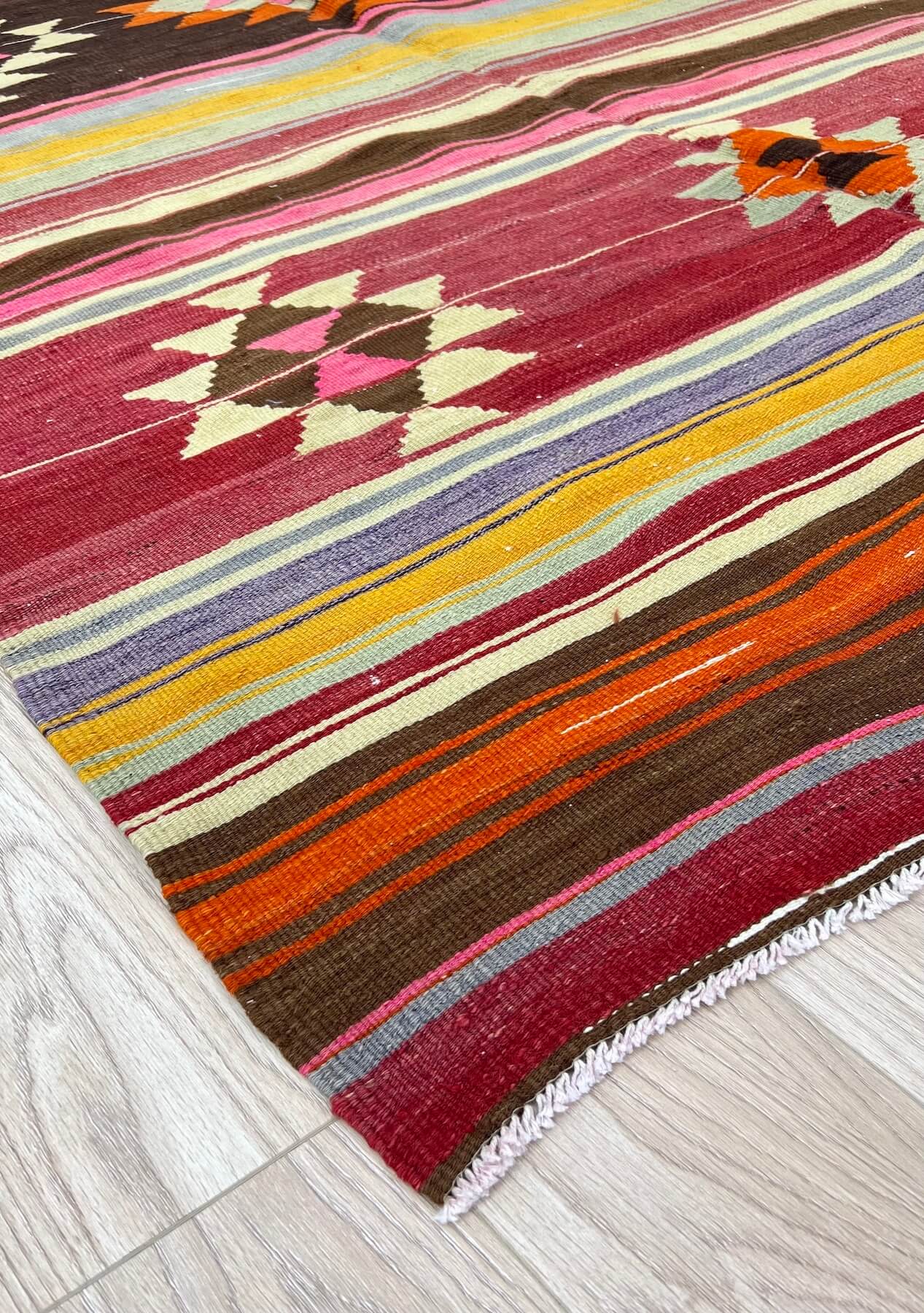 Yoselin - Red Turkish Kilim Rug - kudenrugs